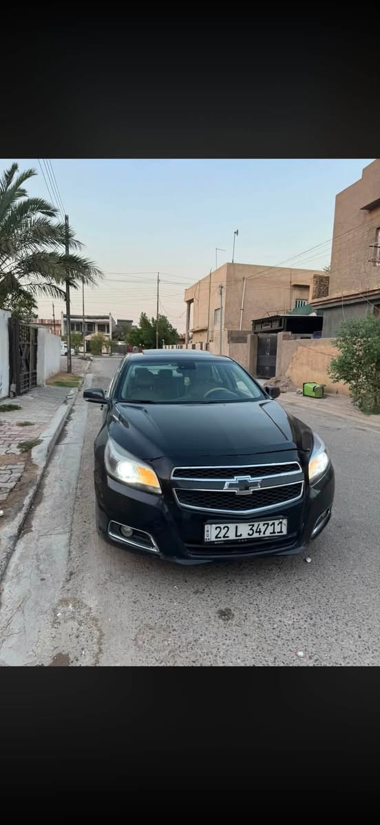 سلام عليكم ماليبوLTZ للبيع  ٢٠١٣ خليجي مكفولة كفالة عامة شركة المنصوري صبغ ربع البنيد اثر شخوط سيارة نضيفة شادلهة محرك وكير جدد  تبريدهه ثلج الصدر الامامي حالة متوسطة محرك ٢٤٠٠ المرغوب سيارة فول مواصفات السعر ٧٢ وبيهة مجال العنوان بغداد ***********  وبيه طخه موضحه بلصور
