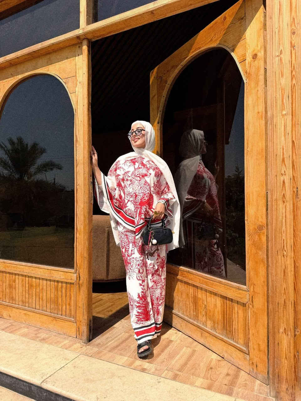 👌👌 ومازال لدينا إبداع لم يصل إليه أحد 👇

✨✨✨ أحدث صيحات الموضة العالمية لعام 2026
🎨🎨 الألوان :-كما معروض 
طقم قطعتين دبي كوالتي عالي 
قياس   فري سايز 
السعر 32 الف 
توصيل جميع محافظات العراق 

الحجز والاستفسار خاص  *********** بغداد, العراق
