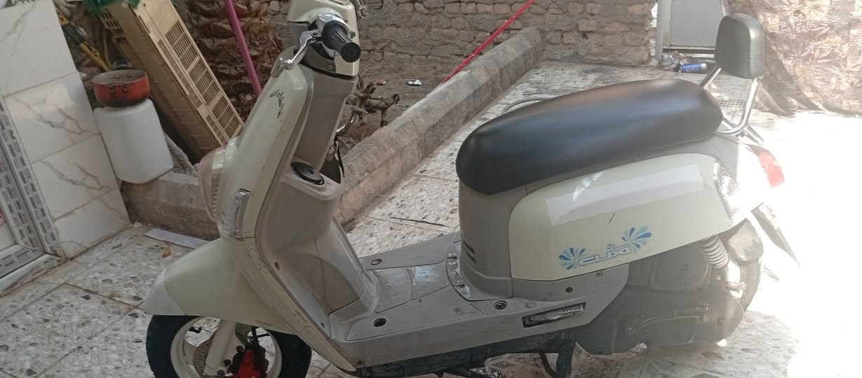 السعر مليون ومئه وبيها مجال مكاني ناصريه تفاصيل على رقم الموبايل ***********
