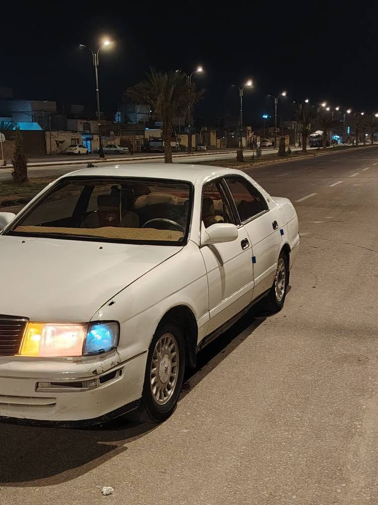 السلام عليكم سياره بطه جديده مثل ما واضحه بالصور سياره مكينه كير محرك جدد بور جديد سياره هستوهي معمره مالت جناي السياره راعيه يطلب خمس ورقات على المداور السياره مكفوله من كصه سياره عدله اني ابيع هل موجود ومستعجل على بيعته عندي بناء السعر ٣٢ وبيه مجال حك الجيه مكاني النجف كوفه *********** النجف, العراق
