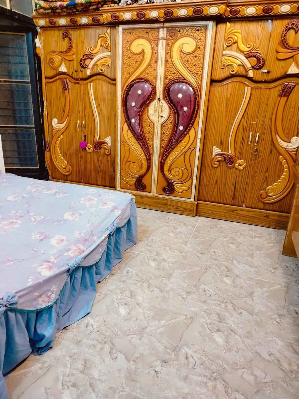 السلام عليكم
للبيع دار طابو صرف مساحته 100 م
يتكون من غرفتين نوم
بناء حديث موقع دار حله ابو غرق ثالث بيت عن شارع البثوني الموقع مرتب قريب ع شارع الريس  
*"ينباع مع الأثاث لغرض السفر
سعر كلي مع الاثاث ب 85 وقابل للتفاوض
تفاصيل أكثر اتصل ***********
