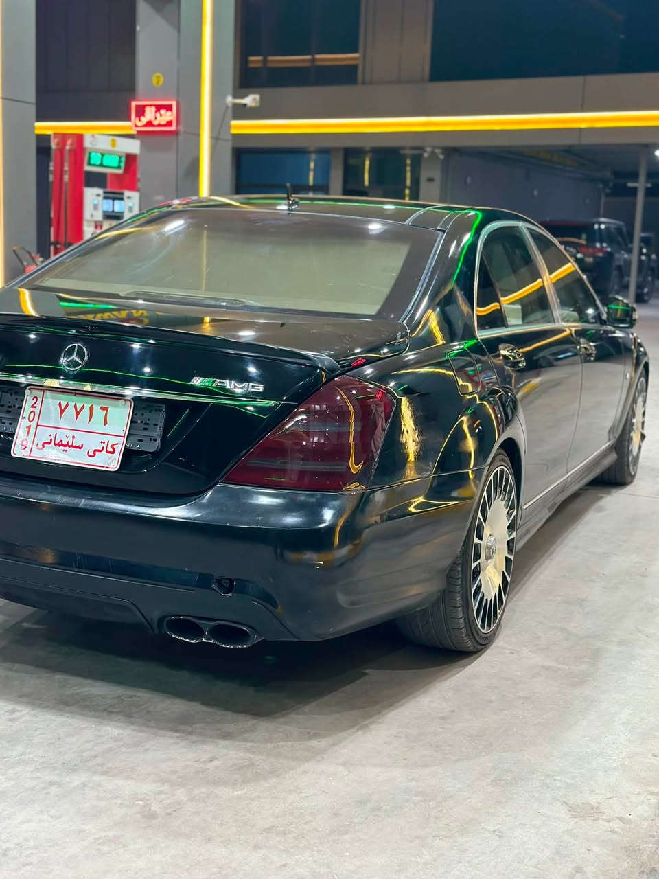ماشاءالله🪬🖤 
مارسيدس S550 موديل2008 
ساغ ئةدةوات كامل كراوة بة 2013 ي AMG
سةيارةكة تابليي پاك و مةزبوتة 
فوول مواسةفات دةرگا شةفت و لارج
پانوراما پينج پةردة و كارةبا 
كوشن گةرم و سارد و مةساج
سالانسةي سپورت كيش و قةوةتي سةيارةكة ماشالله ي ئةويت
سةدري مةزبوت كارةباي گياني مةزبوت
لاشةي ريك و جوان بي لي دراو 
سةيارةكة 8 پستونة گيرو مةكينةي بةشةرت
بو سعرةكةشي مشتةرين جةرةس بكةن يان نامة بنيرن
مشتةريش نين سةيري بكةن و دوعاي خير بكةن
***********
