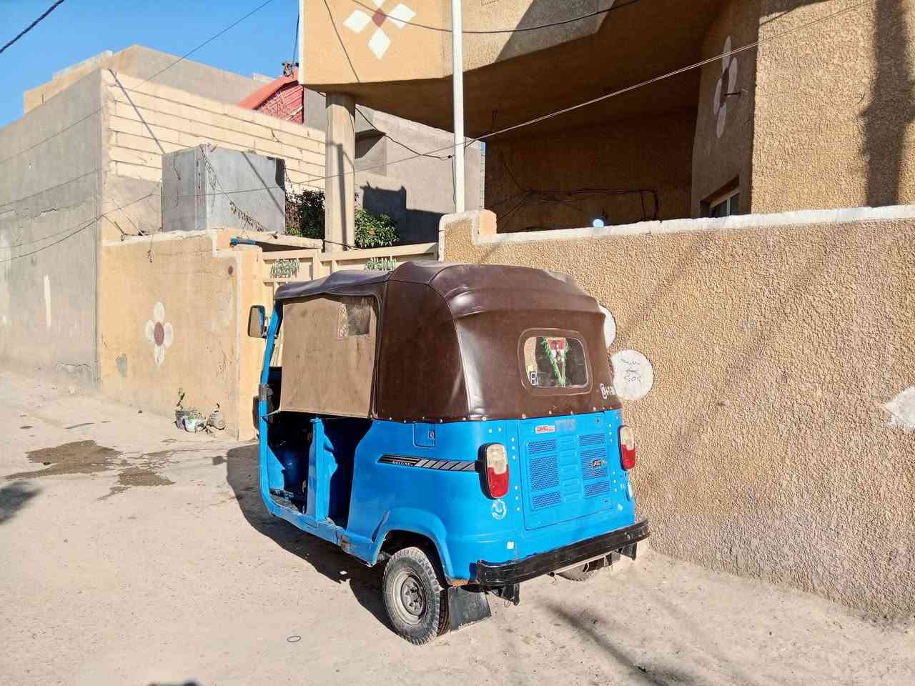 سلام عليكم. 
تكتك للبيع ١٩
مكينه ٢٢
المكينه امجفته
نضيفه 
اوراق اصوليه 
هسه ضفت عليه سيبايه ام الدرج 
او مسجل 
ماشه او صليب جديدات 
يعني  يرادله بس جامه اماميه 
عنوني ديالى الحويش قرب مطعم سامان 
رقمي ***********
