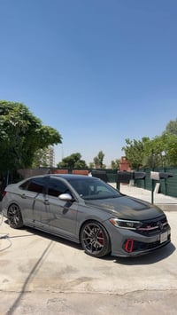 GLI أوتوبان • ٢٠٢٣ • بونيت كاربون