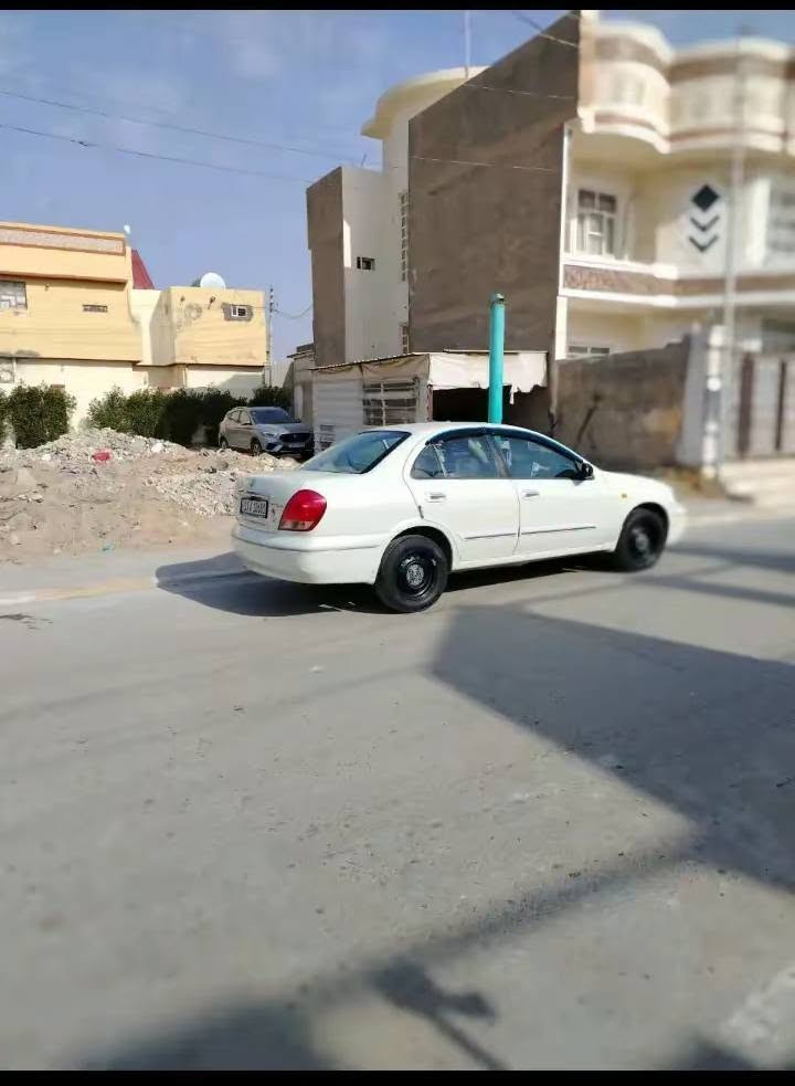 نيسان صني • ٢٠٠٥ • رقم بغداد
