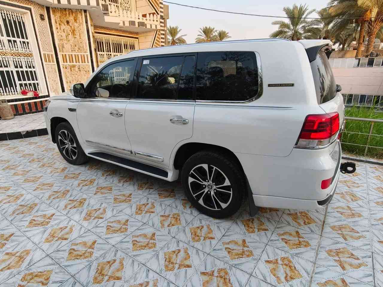 لاندكروزر ٢٠٠٨ • تحديث ٢٠٢١ • رقم بغداد