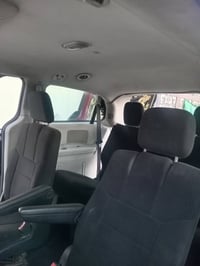 دوج كرفان موديل ٢٠١٤. ماشيه ١٤٣م محرك ٣٦٠٠ / ٦ سلندر. ظربتها صفحه الصد...