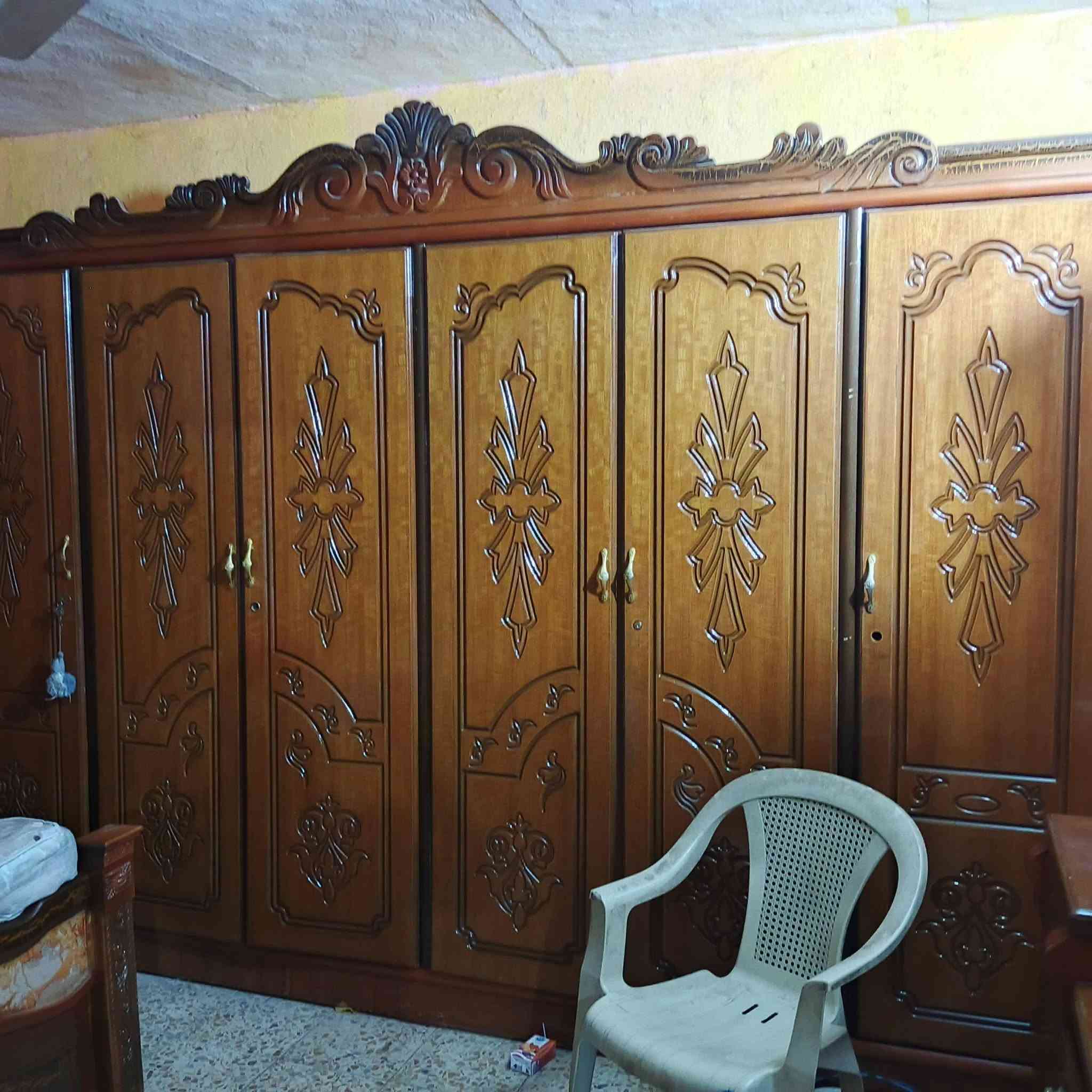 سلام عليكم غرف صاج تسكام
الخشب الثقيل للبيع  عنوان ناصريه مركز ***********وتساب فقد للاستفسار
