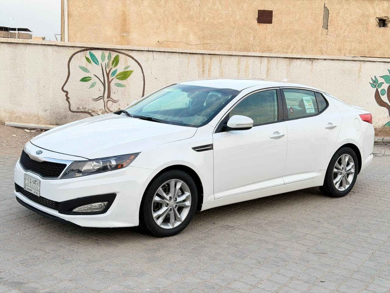 سلام عليكم وابتيما مديل 2013 سياره جاهزه مكفوله من ضربه مكينه و كير 2000 جدد حداده كهربئيات تبريد ثلج امامي و خلفي سياره فول مواصفات ما عده الفتحه سنويه مجددا 2028 سعر 93 عنوان بصره ستفسار على رقم *********** مكلف بل نشر
