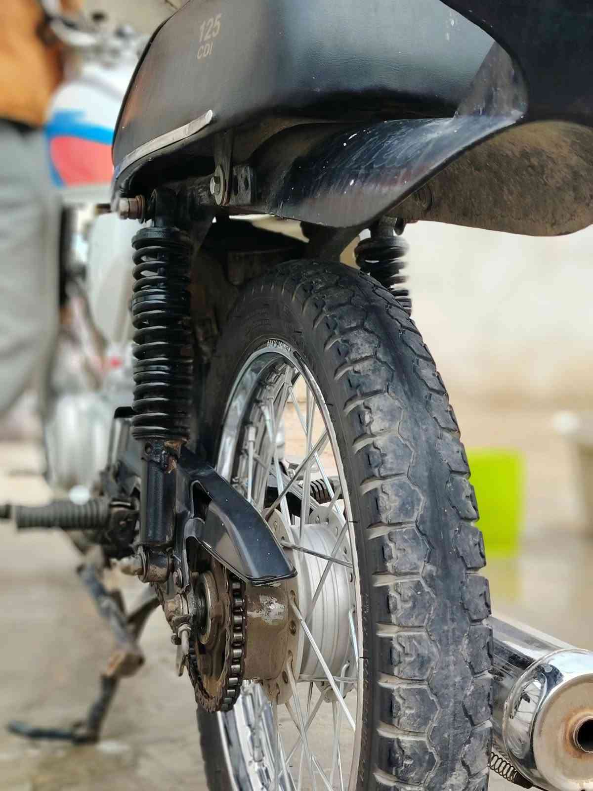 سلام عليكم للبيع دراجه نامه شلامجه أدوات كفاله عامه كله جديد السعر 550 وبيها مجال قليل كلش لشراي المكان البصره قضاء المدينه اتصال *********** بيه واتساب وهاذ خط *********** اتصل وتدلل

