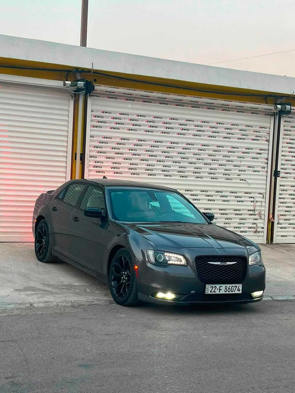 اوباما موديل 2020
S300
رقم اربيل هزه سنويه جديد 

كلين السياره داخل للعراق 
صار بيه طخه اهنا باب مبدل شركه نفس لون وجاملغ صبغ
بدون ارباك بدون دواخل بشرط  

مواصفات. كشنات حار بارد + الخلفيات حار 

كشنات ثنين الاماميات كهرباء + خزن ميموري 

ستيرن كهرباء + تدفئه 

سستم صوت       Aldine

زارع عدسات  LED + عين الشيطان

 كاميرا خلفية دوارة HD

مقاعد جلد اسود + شاشة كبيرة نافيكيشن

اندرويد اوتو + كاربلي + GPS + امكانية عرض شاشة الهاتف … ويل وتايرات انتاج 25 

السعر  مناسب كلش 215 وبي مجاال لشراي وابخدمتك عنواني ديالى خانقين  

رقم ***********
