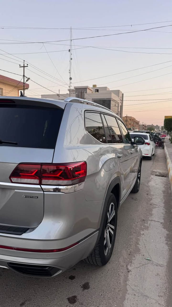 فولكس واكن اطلس SEL
6 سلندر 3600
موديل 2023
اللون رصاصي(سلفر)
7 راكب
ماشيه 23 الف مايل
فول مواصفات
مقاعد جلد
مقاعد الاماميه كهرباء
مقاعد خلفيه  ملكي VIP
مقعد السائق 3 وضعيات خزن
بانوراما
تشغيل عن بعد
اوتو ستوب
اوتو هولد
دبل اكسل
5 وضعيات قياده
صندوق كهرباء مع فتح بالقدم
السياره مليانه مواصفات
رقم كاتي (فحص مؤقت)
تترقم شمالي
حادث باب الصندوق وشبر بالبنيد تعديل بارد
موبايل  ***********
