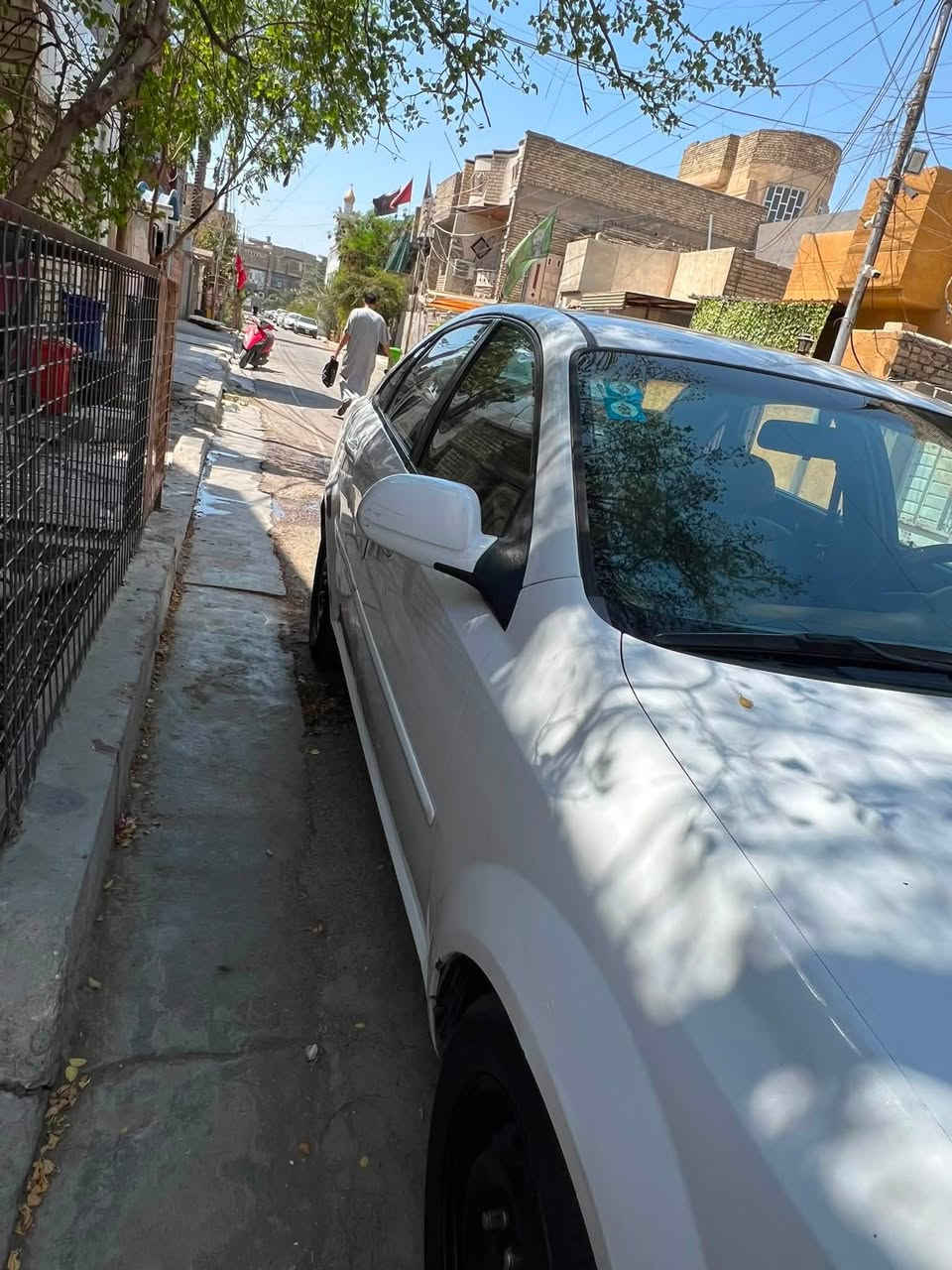 سلام عليكم 
اوبترا
٢٠١١ فقط الدعاميات مصبوغه فقط بارد قليل 
والمكينه بيه بدايه تبخير بس من القبق مو من الصلنصه 
حلوه السياره ومتنقص دهن 
 كل ٢٠يوم ابدل دهن 
السعر ٧٥ وبيه مجال بسيط
عنوان بغداد الشعله
هاتف
***********
