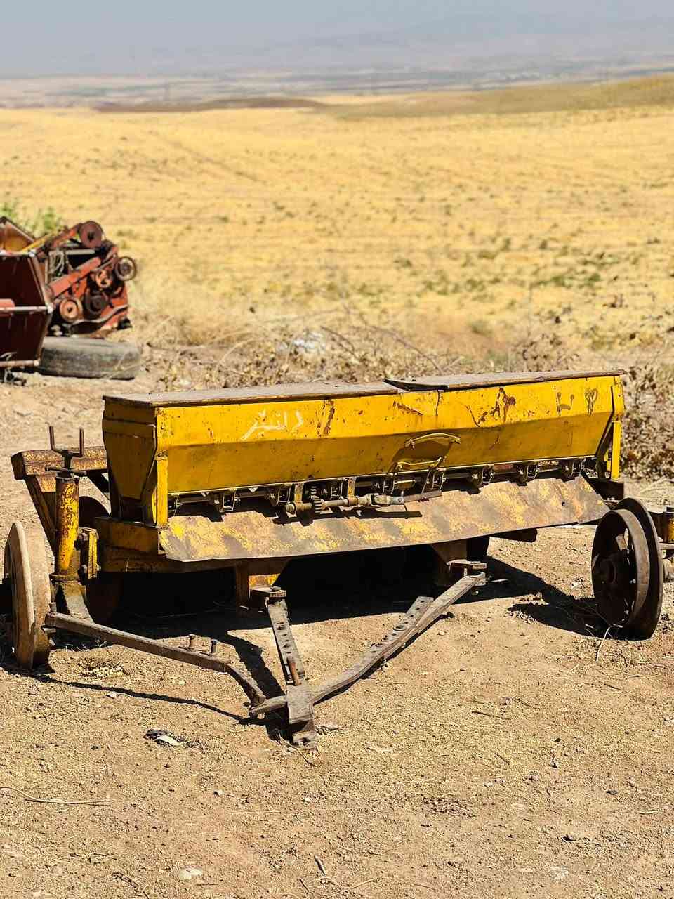للبیع دسك حجم 9 صاج فرنسی عمل ذنون دبل شاصي نضيف جاهز عل شغل رقم ***********
