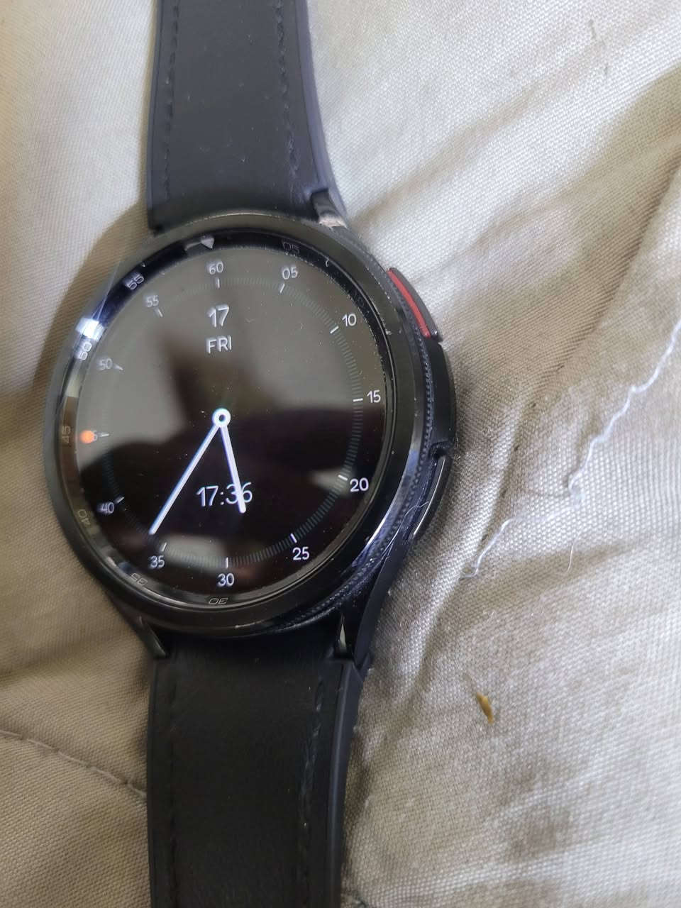 samsung watch 6 classic 47mm black
ساعة سامسونك واتش 6 كلاسك الحجم الجبير لون اسود، نظافة مثل متشوفون بالصور الكارتونة وياها والشاحنة وملحقاتها كلها جديدة، للبيع السعر 150 الف وبيها مجال بسيط المكان بغداد الوزيرية اذا قريب اكو توصيل مجاني.
***********
