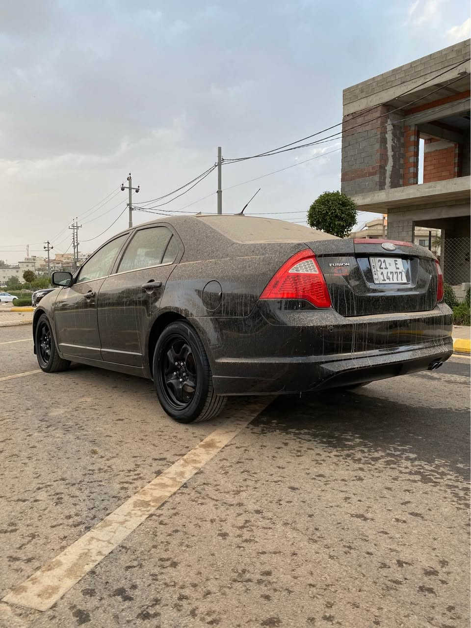 فۆرد فیوشن ٢٠١٠ ڕەش سفری شەریکەی نیڤا بێ بۆیاخ تەنها قەڵەم کاری و کارتی هەیە سۆنەرەکەیم داناوە گێڕ و مەکینە و تەبرید بەشەرت سەنەوی تا ١٠-٨-٢٠٢٩ تازەیە ٤ تایەو ویلی لۆکی لەسەرە *********** نرخ 73 گەڵا مەحامە لەی برایانە  لە سلێیمانی السليمانية, العراق
