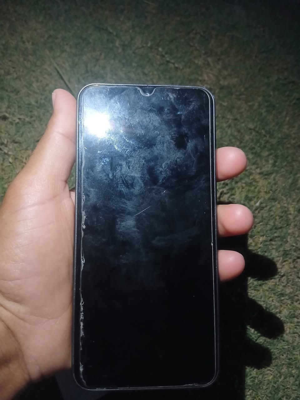 جهاز اي 26 نضيف حيل بس بدله شاشه غراضه كامله الرقم ***********
