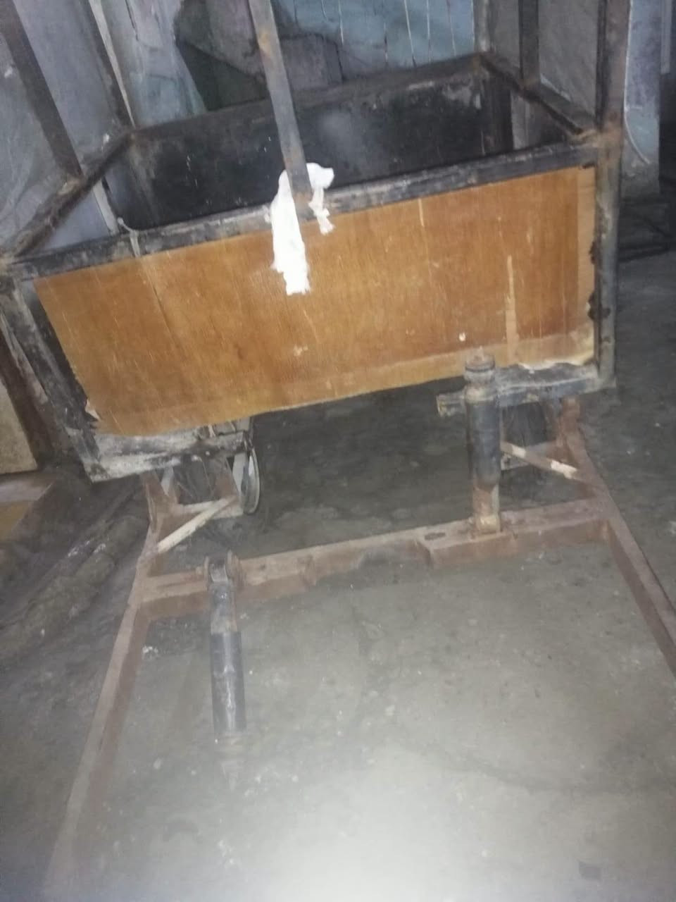 السلام عليكم شباب عربانه مال ماطور للبيع سعر 80 والشرايه يراسلني عربانه شرط جديده هاي قدام العين يراسلني*********** و*********** شباب مراوس بايسكل اللي عنده ينزل بالتعليق يريد يراسلني واتساب يريد يراسلني على الماسنجر كيفه
