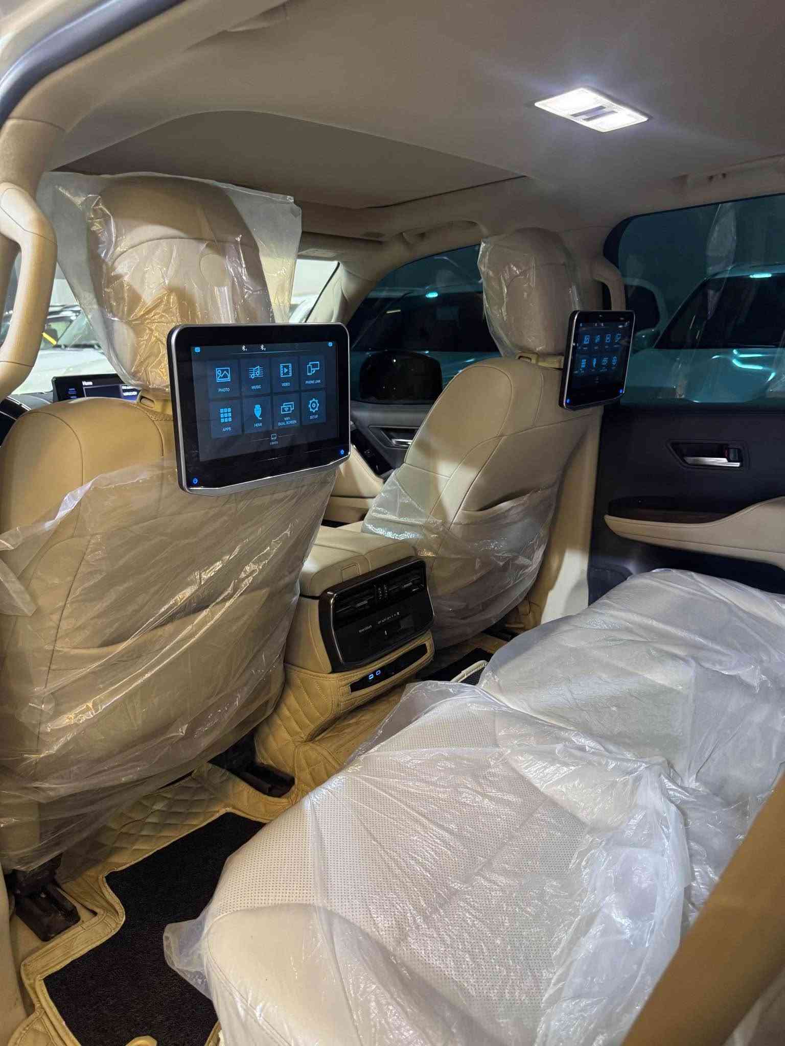 TOYOTA

LAND   CRUISER

2024

GXR

3 SCREEN 

FULL   OPTION 

SAS

V6

4.0L
  

………………………………………………………………………….

 
تویوتا      لاندکروزەر

2024    سپی

6 پستن

مەکینە

4.0L

…………………………………………………………………………

جی   اکس   ار

   
3   شاشە

بێ   تۆربۆ

………………………………………………………………………….

وارد    عێراق

شەریکە   ساز

ضمان

………………………………………………………………………….

مواسفات

کوشن    جلد

کوشن   کارەبایی

شوێن    مۆبایل     شەحن  کەرەوە

کامێرای   دواوە

کامێرای  پێشەوە

ئاوێنە   کامێرا

سندوق   کارەبایی 

حەساس

ساردکەرەوەی   کوشن

3 شاشە     

لایت    زینۆن

لایت    لید
 

دیاریکردنی   خێرایی

شغال

8  ایرباگ

………………………………………………………………………….

 

58        هەزار        رۆیە

 
………………………………………………………………………….  

  

رەقەم  و   سەنەوی   نوێیە

بەناوی    خۆمانە
 

………………………………………………………………………….

شوێن            هەولێر
 

معرض           جوهر

………………………………………………………………………….

650                           وەرەقە أربيل, العراق

