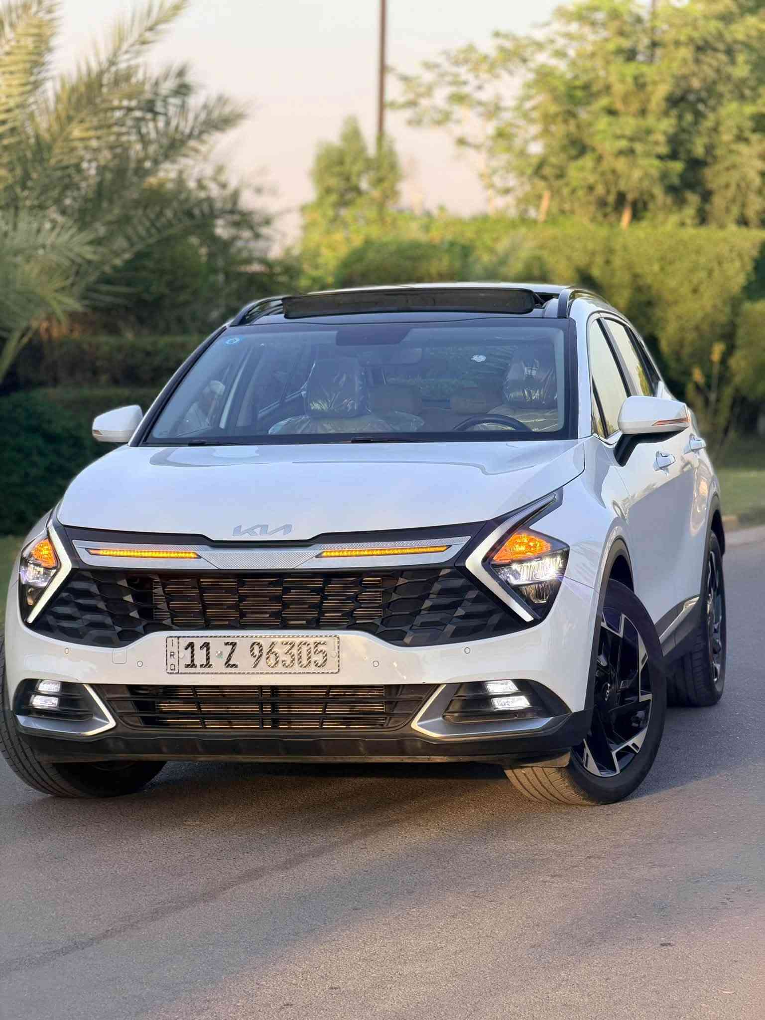 🔥🔥 للبيع سبورتاج 2025 وارد خليجي — فول   مواصفات.  كوري اصلي مو صيني 🔥
🚘 KIA SPORTAGE 2025
🇦🇪 وارد خليجي | فول مواصفات
✨ نظافة عالية جداً — بحالة ممتازة مكفوله كفاله عامه 
📍 الممشى: 16 كم فقط
💰 السعر: 228 وبيها مجال 

🔥 المواصفات 

• 🌟 فتحة سقف بانوراما
• ⚡ صندوق خلفي كهرباء
• 📡 رادارات جانبية
• 🔘 حساسات أمامية وخلفية
• ❄️ تبريد مزدوج
• 🔥 تدفئة كشنات
• 🔥 تدفئة ستيرن
• 💺 كشنات كهرباء
• 🪞 مرايات كهرباء
• 🛞 حساسات ضغط الإطارات
• 🎯 مثبت سرعة
• ⚡ هاند بريك كهرباء
• 📷 كاميرا خلفية
• 💡 لايتات أمامية وخلفية LED
• 🌫️ لايت ضباب أمامي وخلفي
• ✨ إشارات أمامية بتصميم لكزس
• ✨ إشارات بالمرايات
• 🚪 إنارة ترحيبية خارجية للأبواب
• 💡 إنارة ترحيبية عند التشغيل
• 🌈 إنارة داخلية
• 👆 إنارة داخلية لمس

💰 السعر: 228 وبيها مجال 

📞 للاستفسار والجادين:
*********** 

مكان سياره بغداد حي الجامعه
