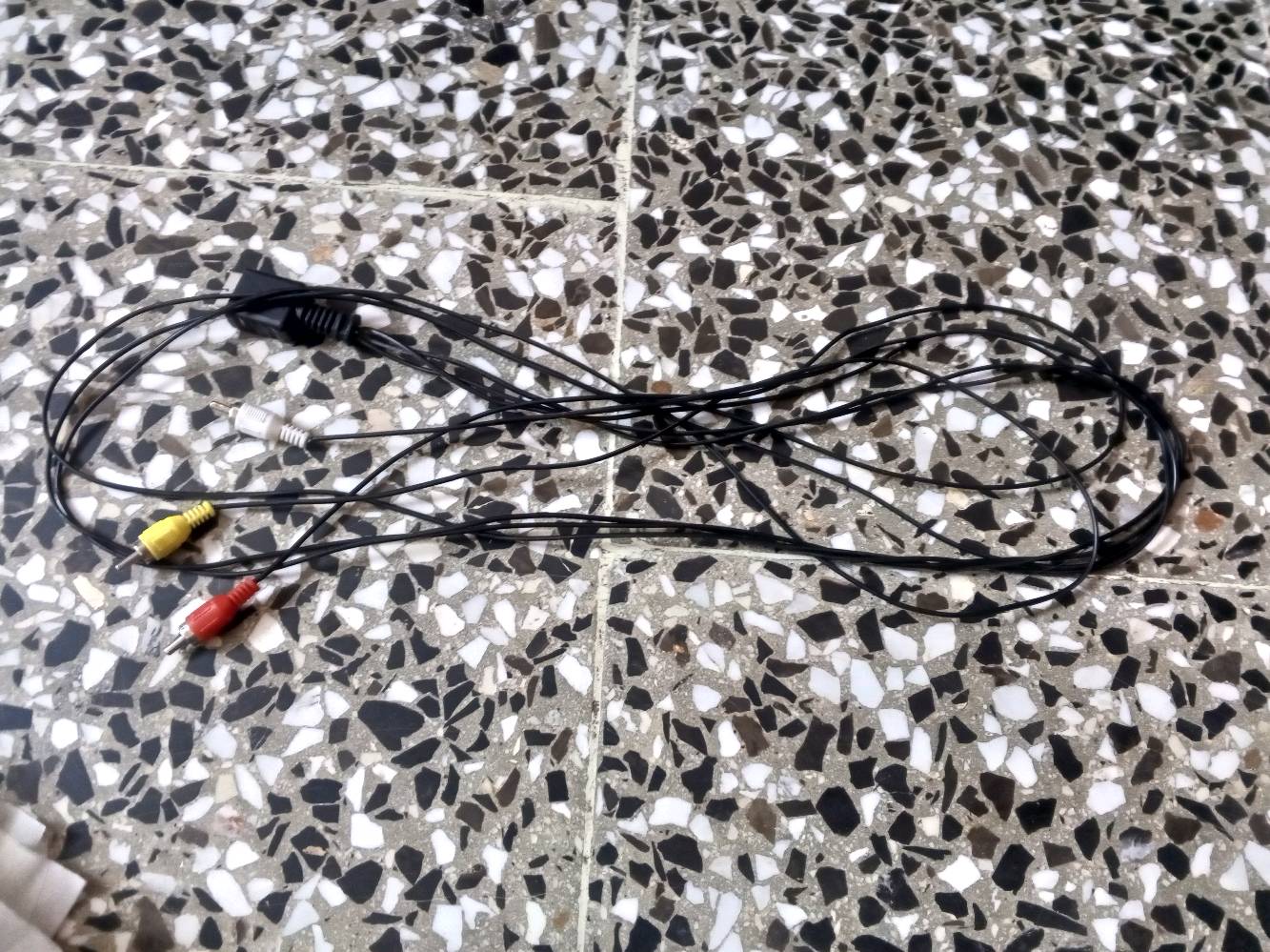 💰 السعر: 60 ألف دينار وقابل للتفاوض
📍 المكان: بغداد
📦 الملحقات:
🔌 فلاش
🔌 واير
💾 USB
يوجد توصيل لجميع المحافضات 5الاف
الاتصال على الرقم/***********