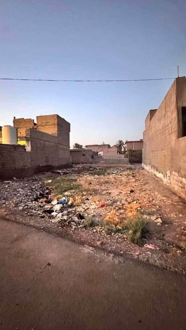 قطعه ارض للبيع مساحه ٢٥٠ في بهرز الدواسر  خدمات تبليط وكهرباء وماء بسعر مناسب للتوصل
***********
