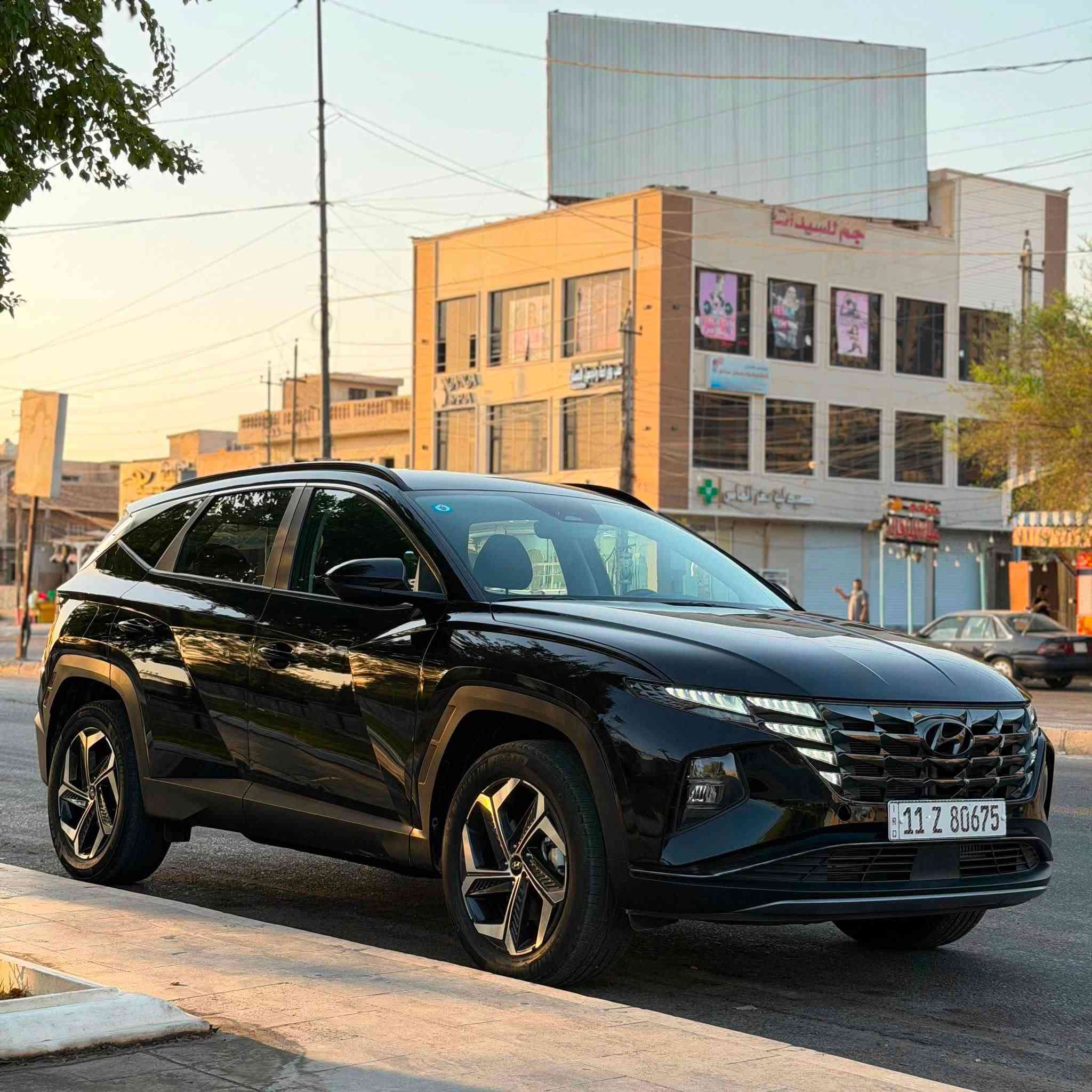 السلام عليكم
هيونداي توسان Plug-in Hybrid 2024

محرك 1.6 لتر تيربو هجين

حادثهة قطعة فقط بنيد بدون دواخل صورة الحادث مرفقة

السيارة اخت الزيرو ماشية 5الاف فقط

گير دكم

دفع رباعي AWD

لون أسود

شحن كهربائي Plug-in+هايبرد+ بانزين

إمكانية القيادة على البطارية فقط

تتحول تلقائياً إلى نظام الهجين عند نفاد الشحن

داخل لونين

شاشة كبيرة

Apple CarPlay وAndroid Auto لاسلكي

رادار ذكي

مثبت سرعة تفاعلي

نظام المحافظة على المسار

رادارات تحذيرية

سيارة جديدة كلش مناقصهة شي

السـعـر 178$

مكاني : بغداد الدوره 

للاستفسار : ***********
