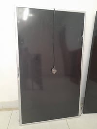بلازما عدد 2 للبيع عطلانات يحتاجن كل وحدة شاشة فقط نضيفات جدا قليل است...