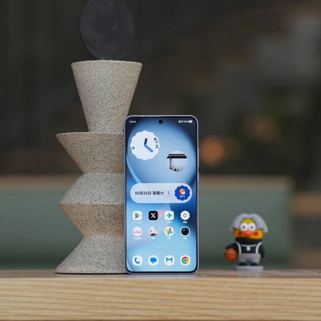 Vivo iqoo neo 11🐲 512gb

فرۆشتن و گۆرینەوە
چەند ڕۆژێ ئیشی کردوە وەکو لۆکە
بێ ئەشیا درعو کەڤەری خۆی لەگەلە
خۆی شەریکە ڕیکۆردی تەلەفونی تیایە

0️⃣شاشەیەکی تابلێی ڕاقیltpo amolid 144hz 2k 

1️⃣نرخ: ٥٩٩ هەزار قفڵ

2️⃣ڕام  12+12  و  512 گێگا

3️⃣خاوێنی %100

4️⃣پاتــری 100

5️⃣snapdragon 8Elite 5g 

7️⃣پاتری 7500.  100وات فاستچارج 

8️⃣کامێرا و پۆترەیتی نایاب 

9️⃣pubg 120 fps. بۆ هەمو 
یاریەک ١٢٠  ئێفپیئێس
Gameturbo   144fps

بەزەمانی نۆتفیکەشن و ئەپدەیت  داروبەرد 
***********  📞  وەتسئەپ دخان, السليمانية
