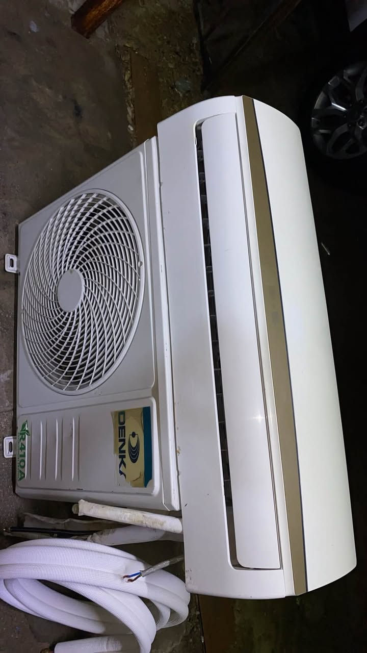 سبلت دنكه طن ونص غاز 410 لحديث تبريده ثلج كامل ريموت وبوري جديد جيب وشد اي نقص ما بي 350 الف

بصره جبيله ***********
