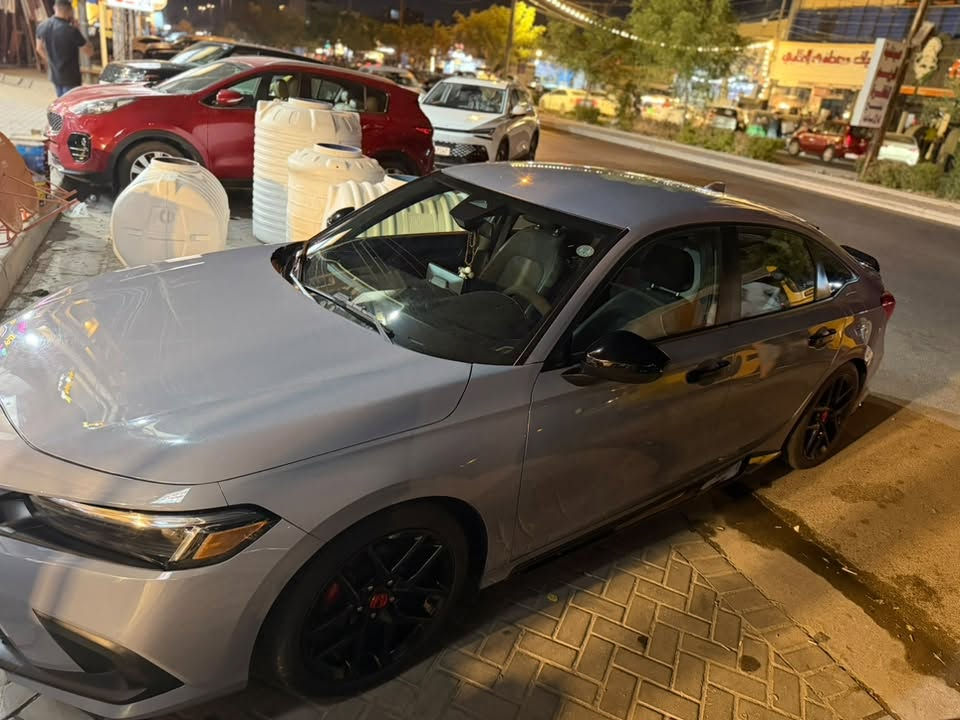 هوندا سيفيك موديل 2022 ماشية 46 الف كيلو فول عدى الفتحه رقم اربيل   جديده السياره واحلى من الصور حادثه مثل ما موضح السعر 160$ وبيها مجال ***********
