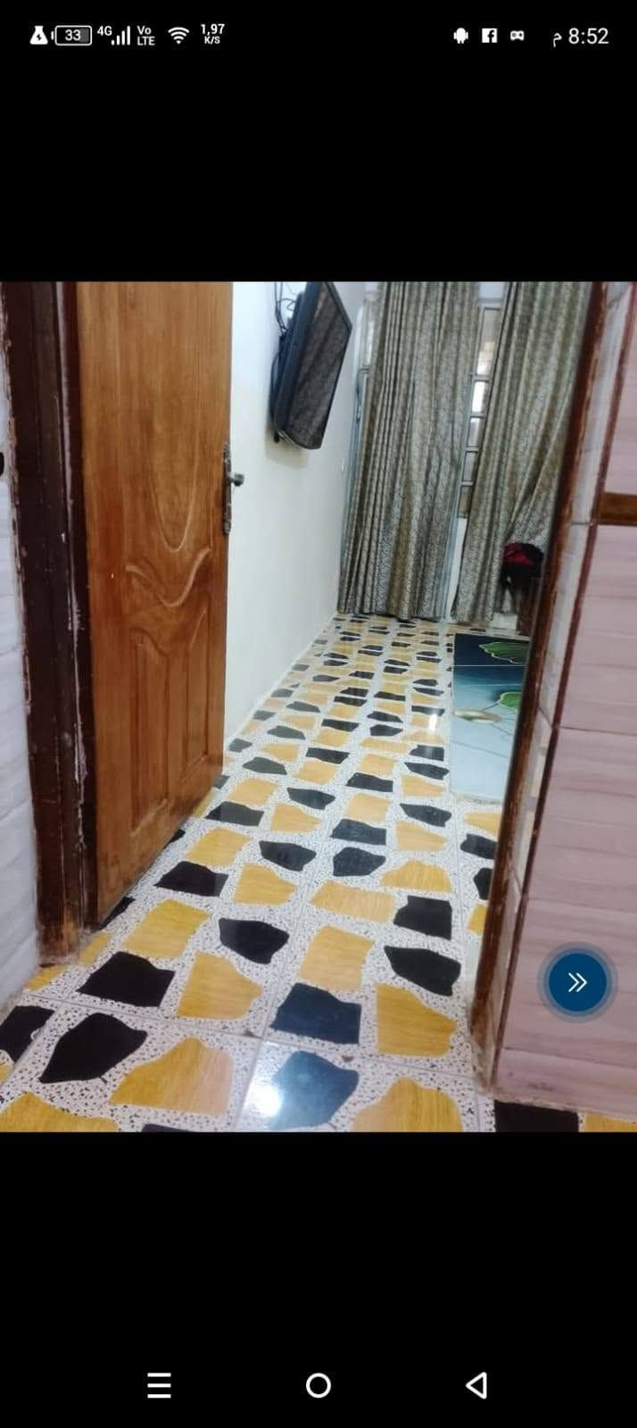 السلام عليكم بيت لبيع 75متر طابو صرف قاط ونص كامل بسمي البيت نضيف وتجير 6امتار عنوان الزعفرانيه شارع الكهرباء شارع 15رقم ***********
