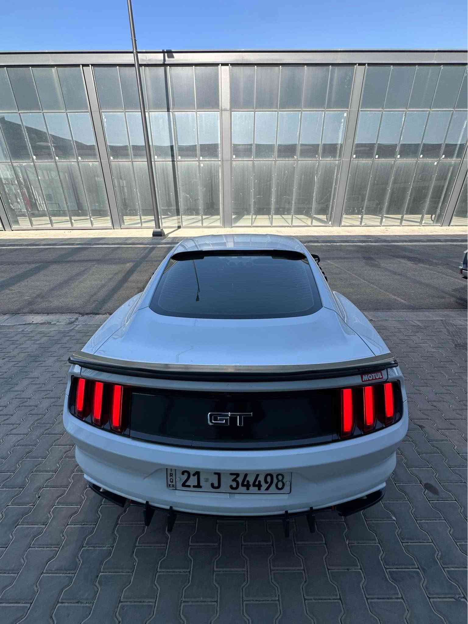 Mustang 2016 eco bost
چوار پستۆن سه‌یاره‌كه‌ زۆر تازه‌یه‌ 
یه‌ك چه‌ملخی بۆیاخه‌ له‌گه‌ڵ بستی بۆنیتی بی ناوگردن بی ئیرباگ 
مه‌كینه‌ی كراوه‌ته‌وه‌ به‌شه‌رت 
سه‌نه‌وی تازه‌یه‌ 
كامل جوانكاری بۆ كراوه‌ 
سعری ١١٦ مه‌عامه‌له
*********** السليمانية, العراق
