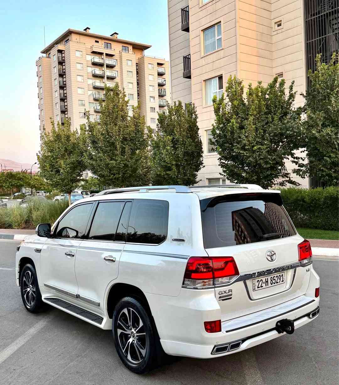 Toyota land cruesir 2021 V6 [63km]

♟️اخت زيرو بل كارتون سياره 
🪬ارخص  سعر بكل عيراق 📦

🔹لاند كروزر   ٢٠٢١  gxr  ساز باب اولا
🔹محرك ٦ سلندر 
🔹ماشي [٦٣km] الف كيلو ضمان شريكه 
🔹سياره زيرو شريكه ساز باب اولا 
🔹كل سيرفسات بل شريكه ساز
🔹ماشيه حقيقي بشرت داخل شريكه
🔹بسمطين + سماعه بيلادي + فرشات بيلادي موجود + كتلوكات و اورقات شريكه

🔹سياره مكفوله كفاله عامه كلشي حتا لاحايت  بشرت حصوه مابيها بشرت 
🔹بدون صبغ + بدون بارد + بدون رصعات
🔹بدون حتا شخت مابيها + دعاميات حتا
🔹بدون رصعه و شخت مابيها 
🔹رمل مابيها + لحيه بدون صبغ  كل شرت

‏‎🔹فول فول مواصفات
‏‎شاشة كبير لمس 5كاميرا حاسة
‏‎كاميرات 3 شاشات سيلاد فتحة سقف 
‏‎كشن جلد كشن كاراباي شحن موبایل  8 اريباك تبريد مركزية
‏‎بصمة تشغيل عن بعد باب جاك سلاجة ليد زينون 
‏‎تحكمات ستيرن دبل فوليوم فورويل هوك
‏‎سيارة بها 2 بصمة من شركة جديد جدأ 
‏‎سيـارة عل نظافتها احسبها صفر زيرو

🔹تخم تاير دنلوب الاصلي

‏‎ 🔹محرك كير بشرط مامفتوح
سياره حيل نظيفه كلشي علي بيلادي
تحويل بشرت مباشر حول باسمي السنويه
بشرط تحويل و خرامه 
سياره دينار مصرف مابيها
سياره رقم اربيل 
مكان / سليمانيه 
سعر / 568$ 
رقم /*********** السليمانية, العراق
