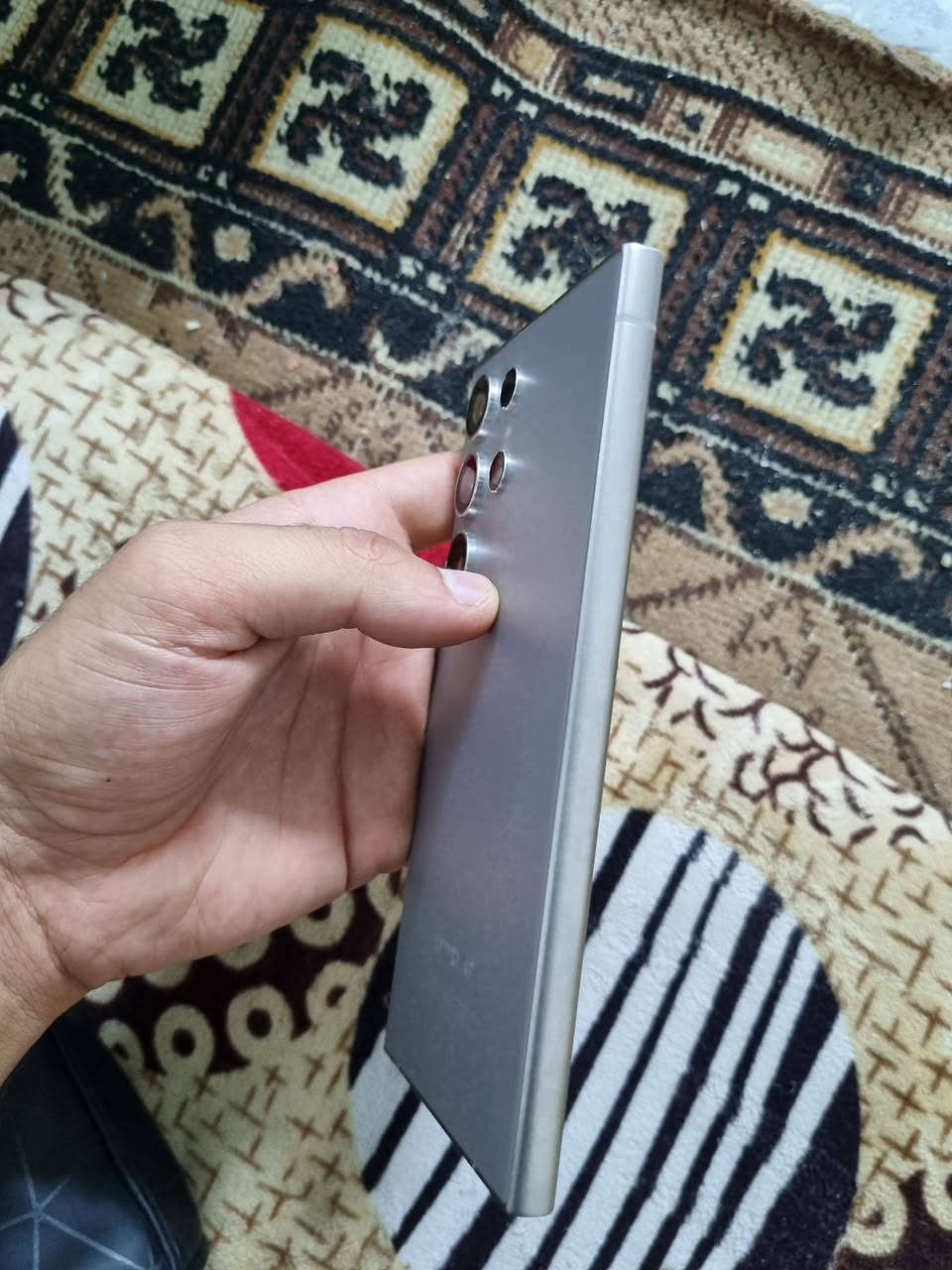 سامسونك s24 الترا ذاكرته 1 تيرا نضيف حيل عين الفهد دبل خط للبيع سعره مليون و ٥٠ الف بدون غراض بغداد الدوره ***********
