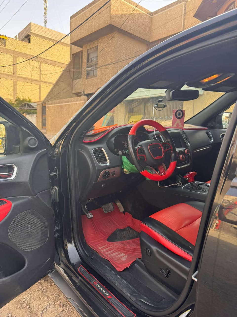 🔥 للبيع دوج دورانجو 2018 وارد أمريكي 🔥
🚘 فول مواصفات
▪️ 6 سلندر 3.6
▪️ 7 راكب
▪️ كير ومحرك بحالة ممتازة
▪️ تبريد السيارة خير من الله ❄️
▪️ فتحة سقف
▪️ كشنات تدفئة
▪️ حساسات
▪️ دبل إكزوز
▪️ جنطة كهرباء
▪️ مواصفات كاملة
▪️ السنوية بأسمي
▪️ تحويل ثاني يوم

✨ سيارة مرتبة ونظيفة، والواقع أحلى من الصور.

🔄 بيع أو مراوس بدوج رام

📍 مكان السيارة: بابل

📞 ***********

نص مكتوب في الصور:
- 7mdqv