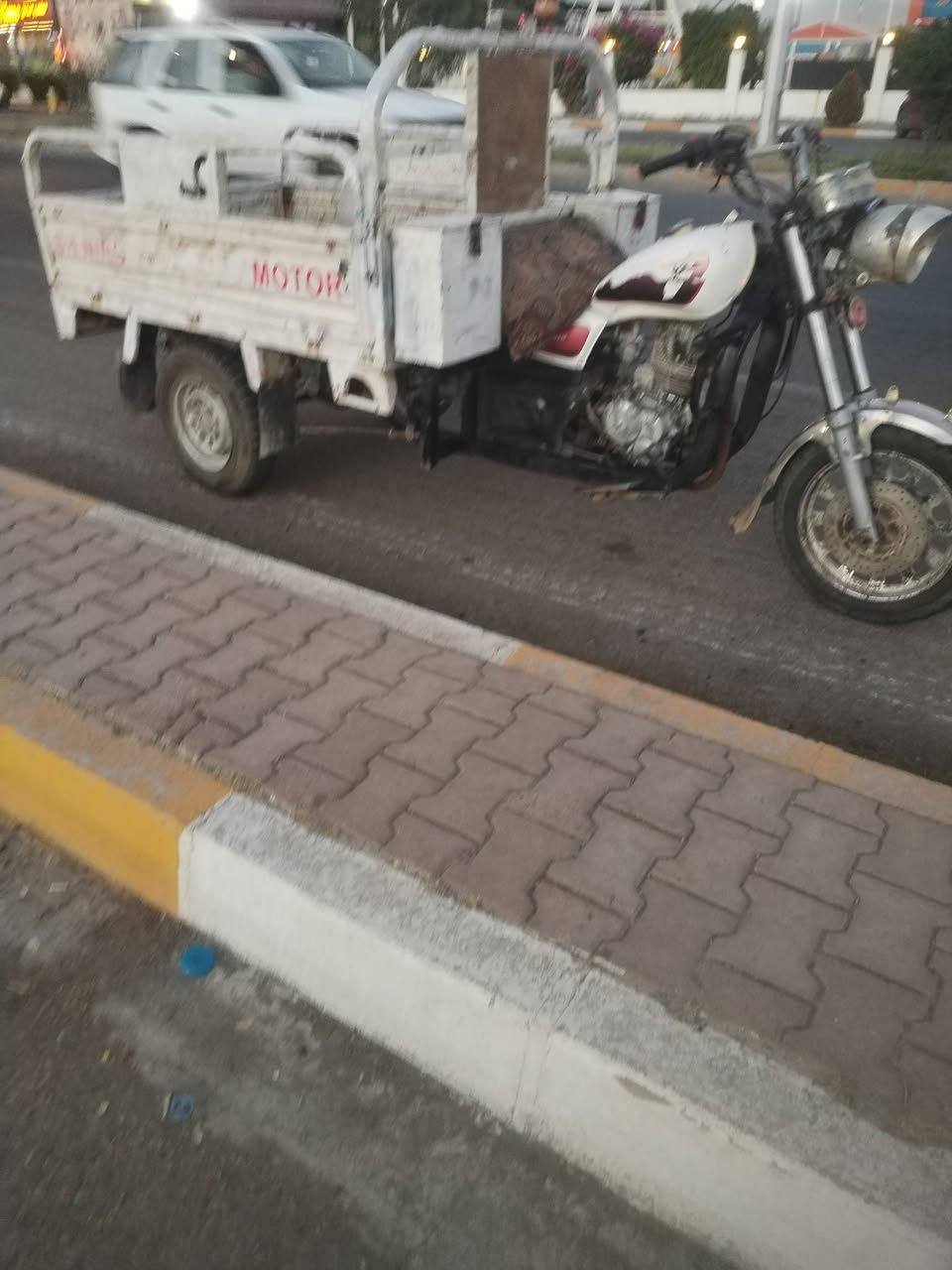 ستوته مال شغل ركبه بشرط مابيه عيب سعره ٧٧٥ بيه مجال بسيط
***********

