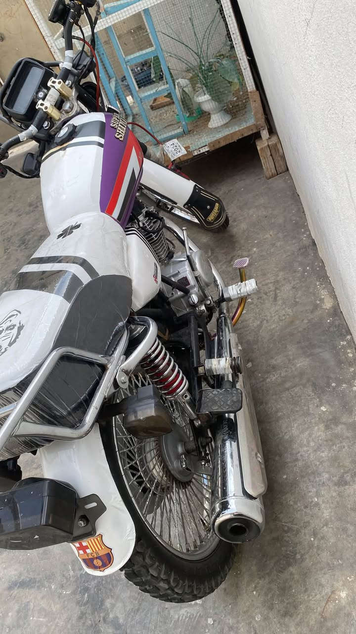 تيكر • ٢٠٢٣ • نضيفه