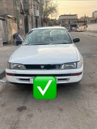 كورولا ١٩٩٢ • ابيض • رقم إنكليزي