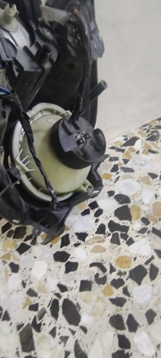 مطلوب مراوس وجه ام عيون اشاره شغاله اثنينهن اين قص مابي 
رقمي ***********
