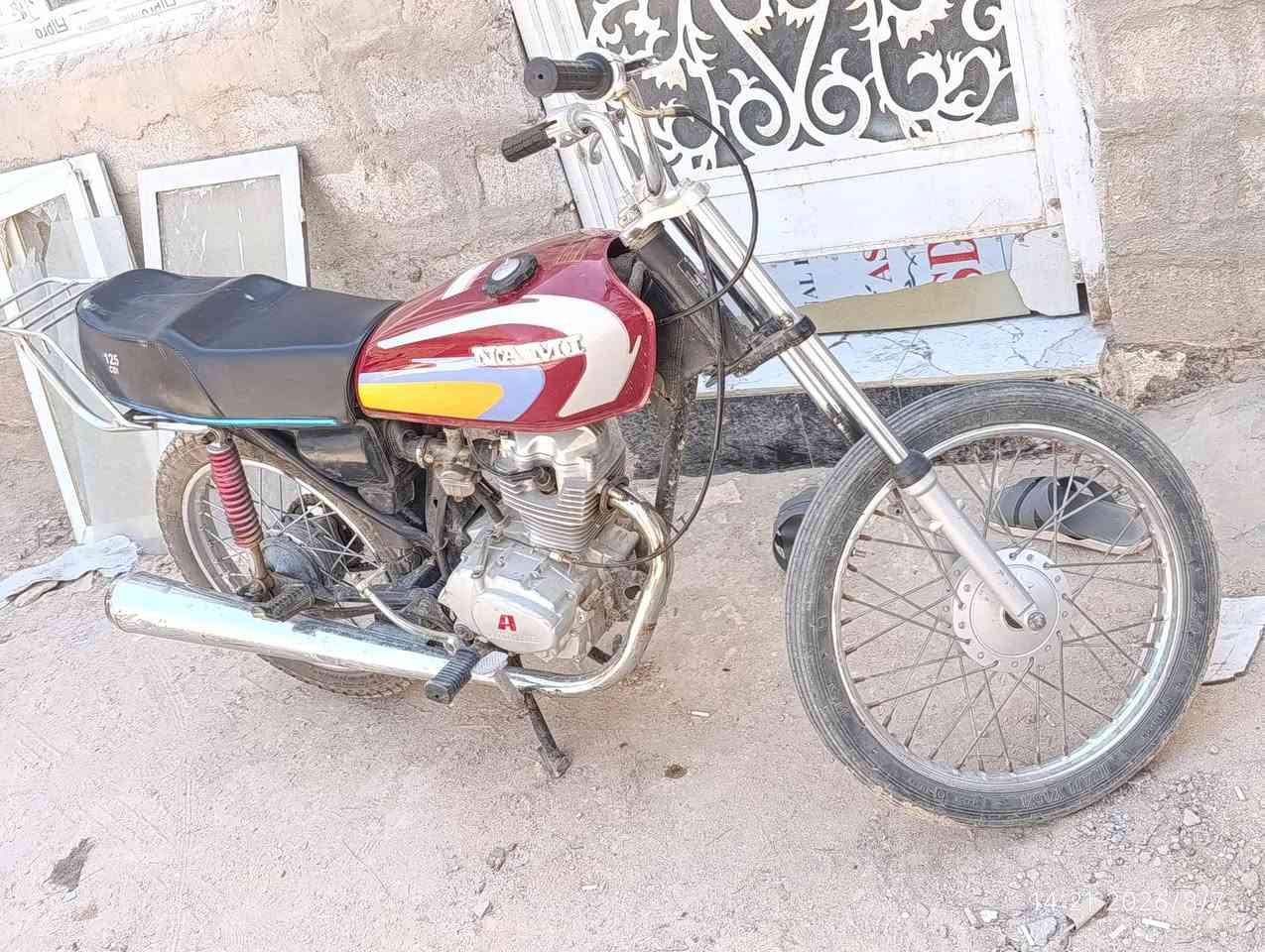 ارشه 20رقم للبيع سنويه دراجه راعيه عسكري بدوام هسه عندي مكاتبه والسنويه الي تفيده يتصل .

/*********** عارضه ب 700وبيه مجال للشراي
