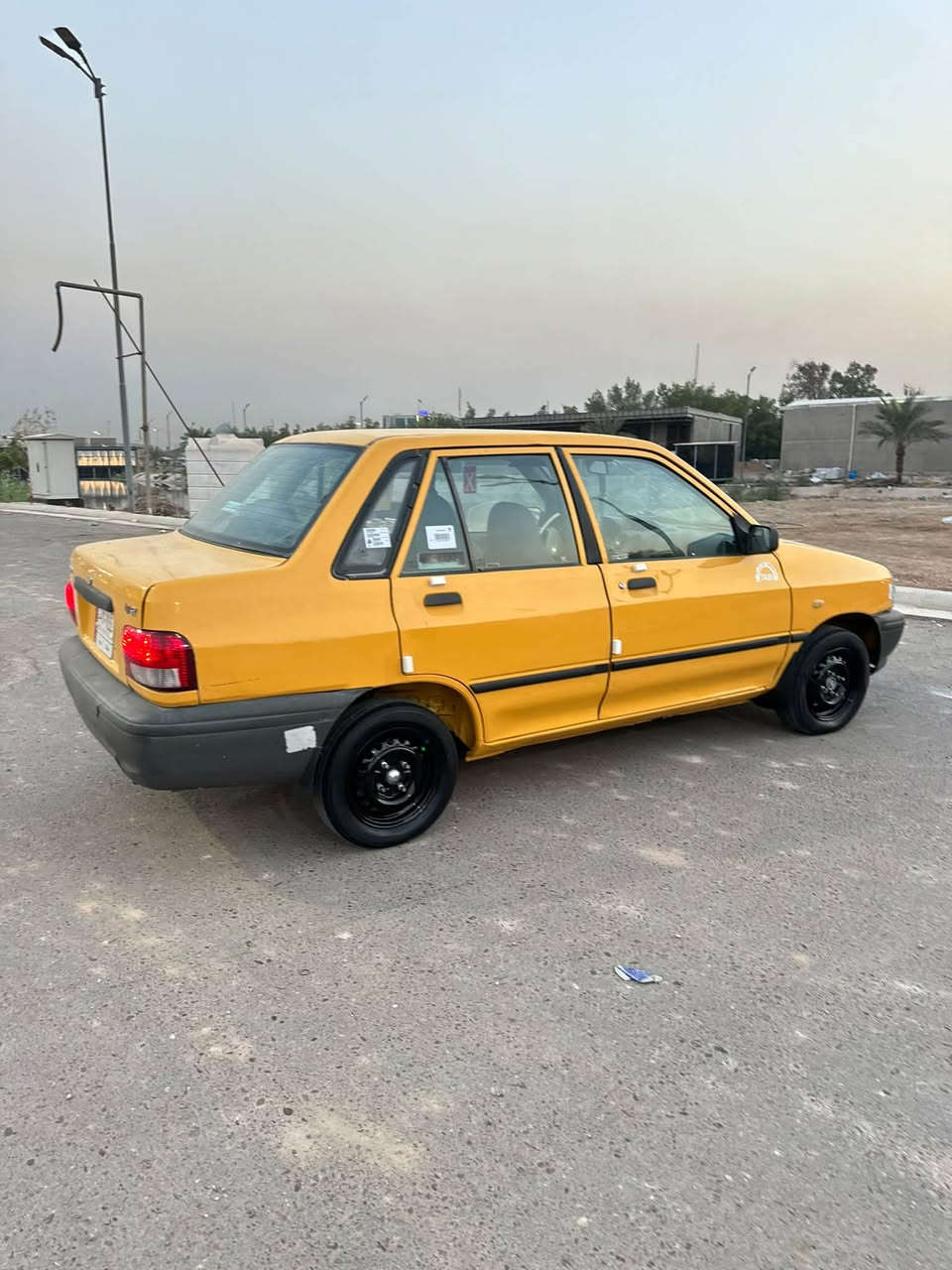 سلام عليكم للبيع سايبه موديل ٢٠١٢ كير محرك جدد تخم تاير لا ضربه ولا صبغ بيها هلالت فقط بيهن صبغ مصفره هيئه وغرامه تحويل مباشر سعر ٢٨ وبيها مجال ‭***********‬ مكاني بغداد تصال وتدلل شواصي جدد سياره جاهزه وحلى من صور
