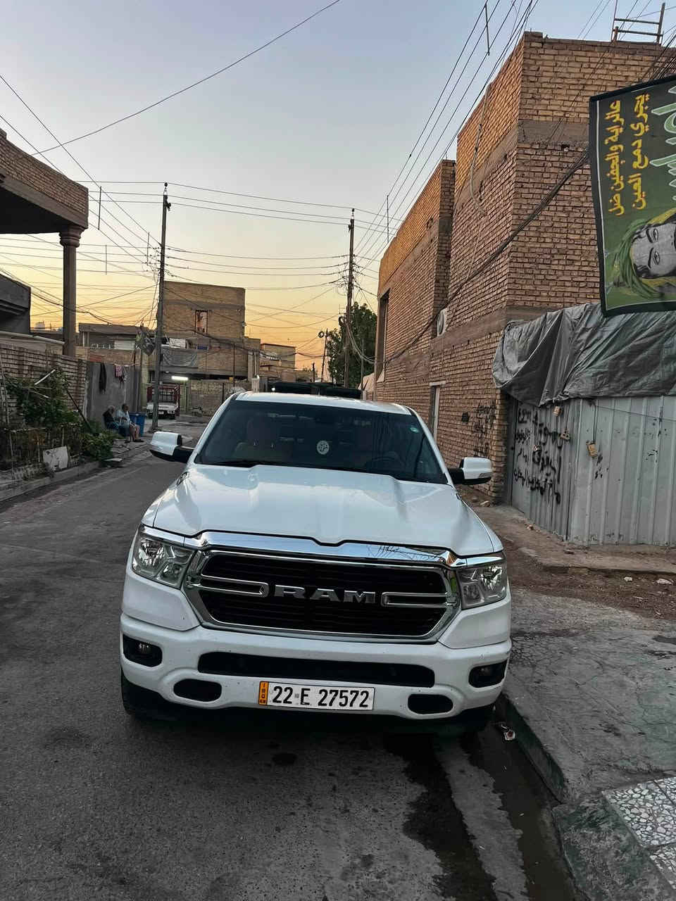 السلام عليكم
رام موديل 2021 بك هورن لون ستار باب طويل بدي قصير 
رقم اربيل بأسمي 
محرك 8 سلندر هيمي ماشية 96 الف كيلو متر 
حادثها موضح بالصور
مواصفاتها معروفه
اوتو ستوب خلفي
امكانيه تعديل دولسات البنزين والبريك كهربائية
تشغيل عن بعد 
مثبت سرعة
ابل كار بلي 
مرايات كهرباء
سايد بريك كهرباء
كامره 
حساسات امامي خلفي
كشن السايق كهرباء
جامه خلفيه كهرباء
بيها نظام ايكو 
السياره مرفعه 2.5 انج 
وعليها محجر بيد راك تفصال  

السعر 265 وبيها مجال بسيط
مكان السياره بغداد
للاستفسار ***********
