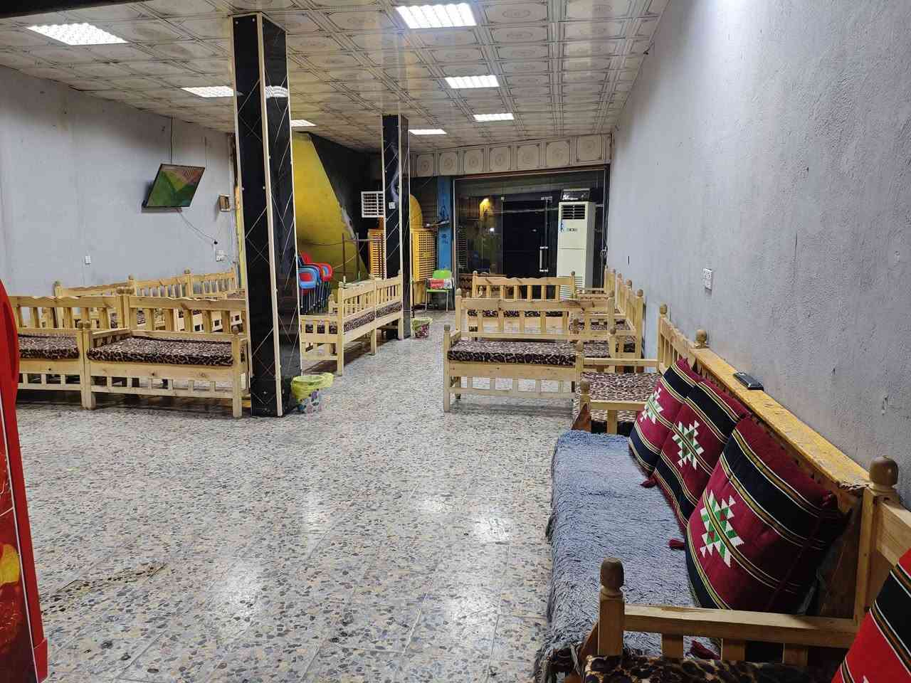 السلام عليكم كوفي للبيع مكان البلديات الصحفين شارع الكهاوي
للاستفسار الاتصال عل رقم ***********
