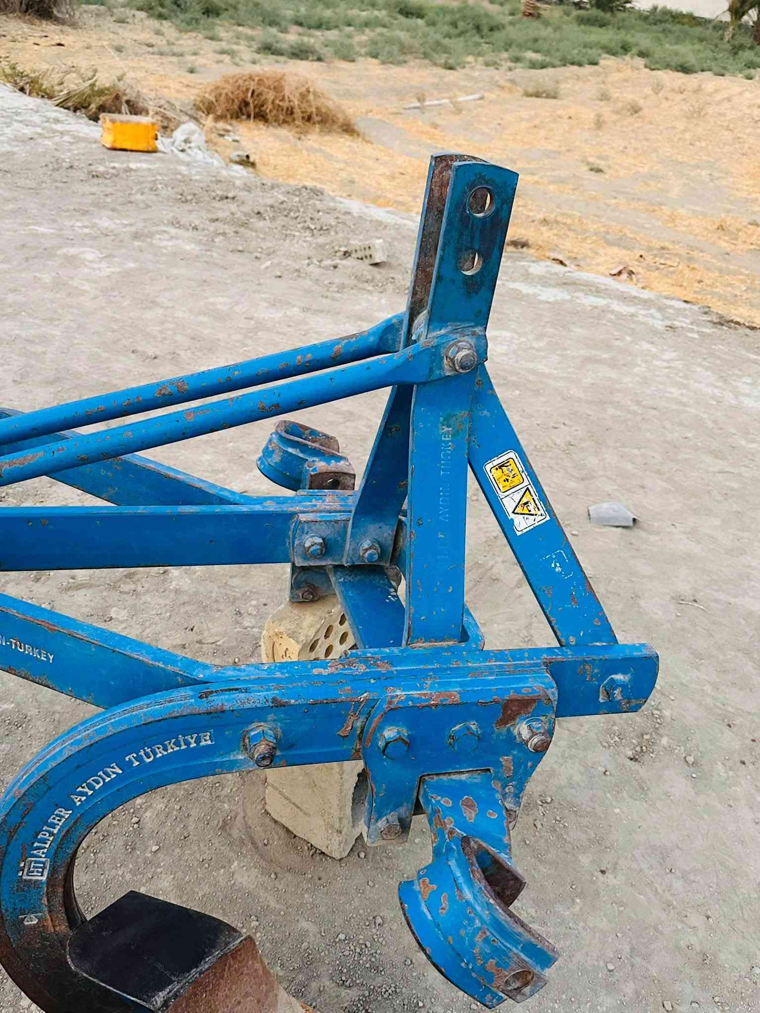 مركبة أخرى • بدون تفاصيل
