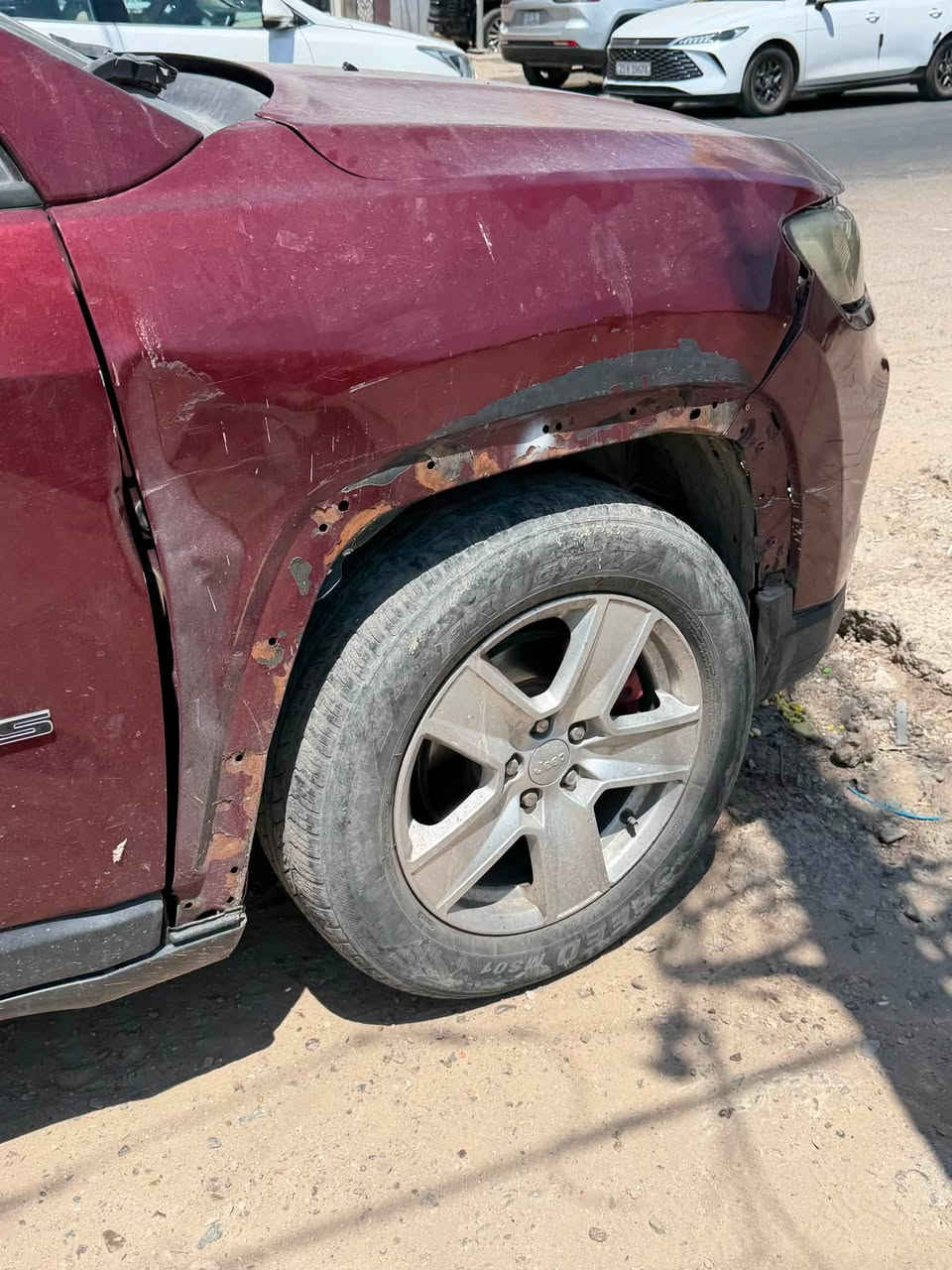 جيب كومباس 2022
رقم اربيل بأسمي و ابيع تحويل ما انطي وكاله 
ماشيه 140 كيلو
حادث قطعتين جاملغ و بنيد مثل ما موضح بلصور
السياره بيها گازگيت و متصلح درجه اولى والمحرك والكير حاليا خير من الله
تبريد ثلج
كشنات جلد
دشبول لونين
رادارات 
نقطه عمياء
تحكم ستيرن
بصمه
شاشه كبيره
بصمه بيبان
كامره خلفيه دواره
السياره خير من الله 
السياره بيها ضربه بلعراق بنفس الجاملغ مال حادثها الرئيسي و مشتريلها حاملغ بلادي بس ما فارغ اوديها للسمكري الله شاهد
مكان السياره بغداد
السعر 130$ بيها مجال بسيط
***********
