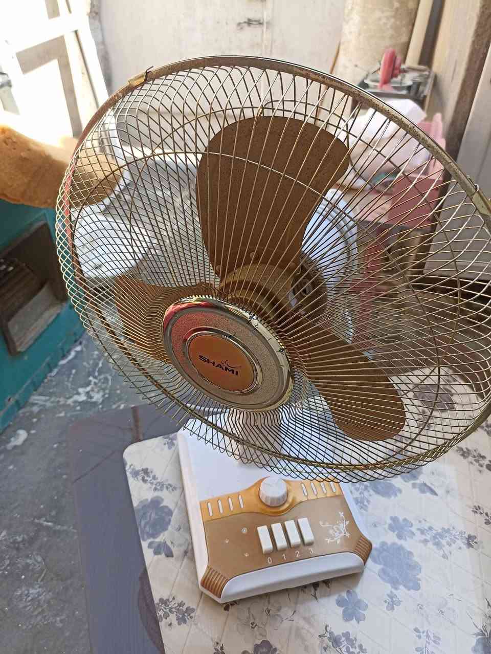 سلام عليكم غراض للبيع كلشي ابسعره استفسار اكثر اتصل على الرقم /***********
