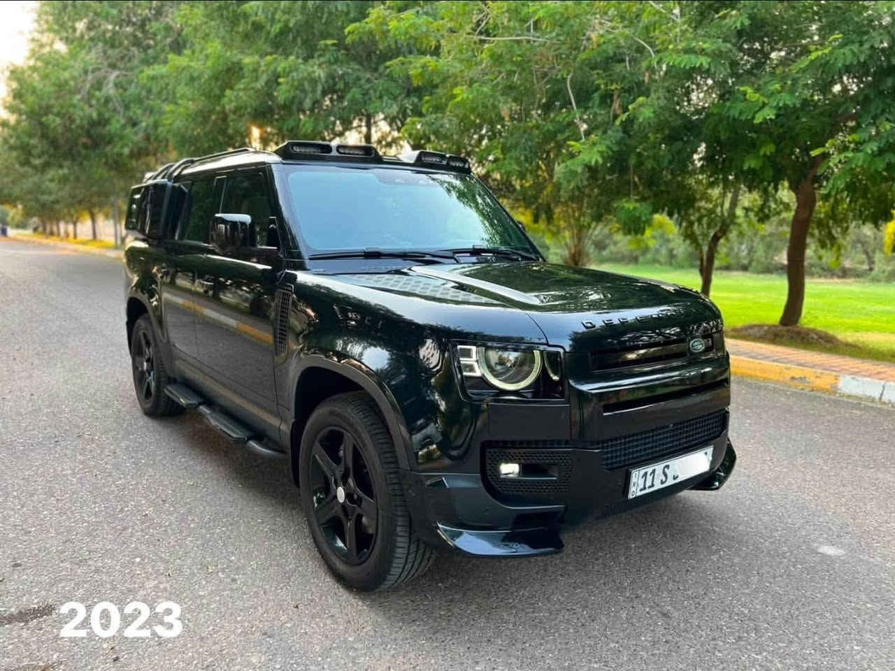 السلام عليكم  🎖️للبيع فقط 🎖️

Land rover 2023 defender 🇬🇧sardar -p400 -130

المحرك  V6  محرك 3000

ضمان وكالة سردار ✅
شاشه جبيره 
جكات 
مزوده اب كماليات كامله 🎖️

السيارة مغلفة  PPF

عداد المسافة المقطوعة  43   Km
 
بيها كلير بالجاملغ الامامي الايمن بدون فتح 
و PDR مقدار ١٠ سم بالجاملغ الخلفي 
 
صيانه كامله مسويلها  بالوكاله وبعدها بالضمان 
تراي زيرو

مكان السياره بغداد الكراده 
السعر جدا مناسب  ٤٣٥ ورقه 🔥
***********
