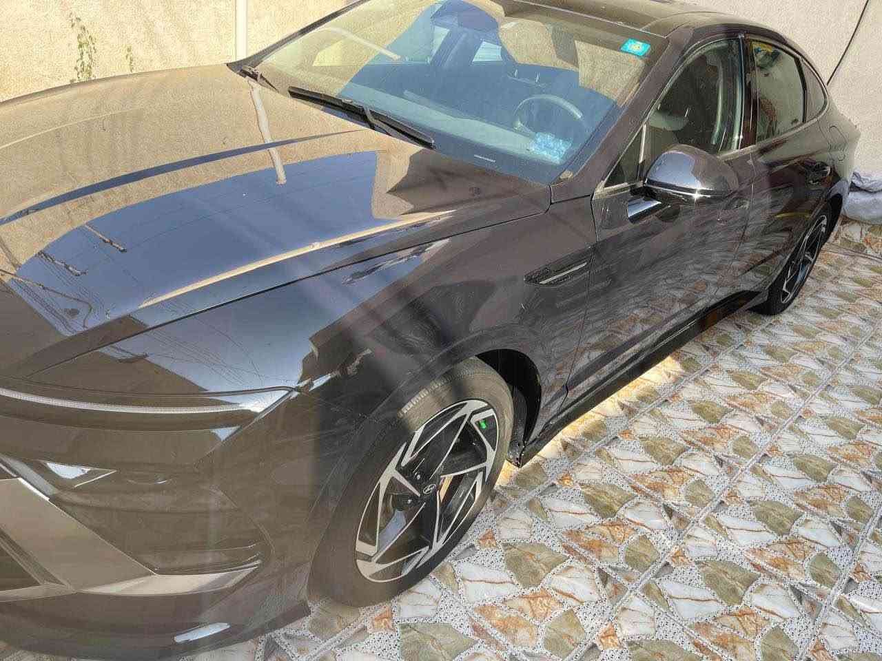 سوناتا 2024 
مكينتها 2500تنفس طبيعي
فول مواصفات 
ماله داعي اكتب مواصفاتها 
لون البيتنجاني متغير 
حادث دعاميه فقط يعني سياره مكفوله كتاب شهداء 
سعر 195
للا استفسار و الاتصال 
واتس***********
اتصال*********** البصرة, العراق
