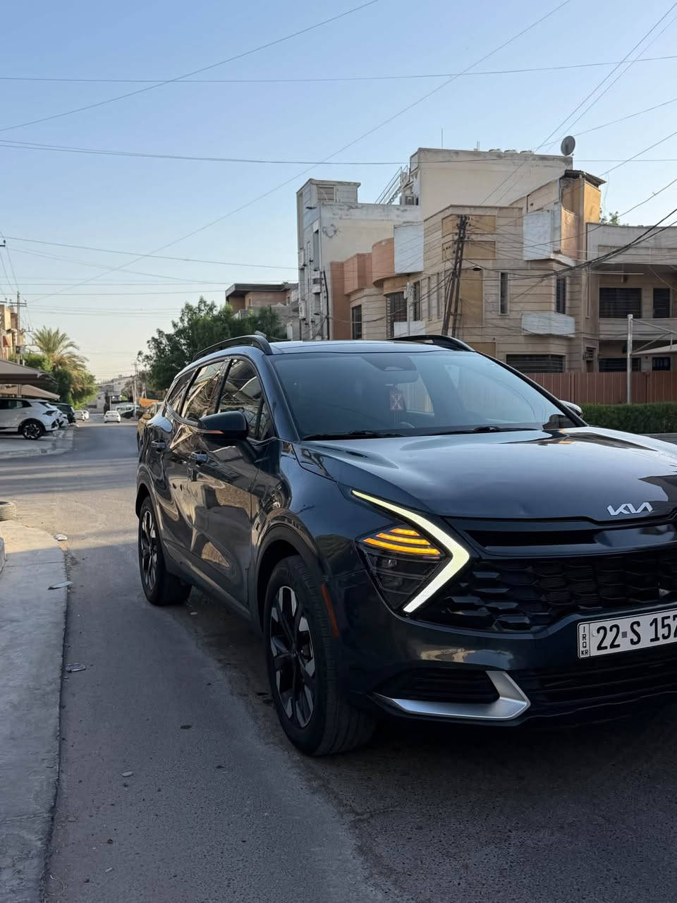 سبورتج SPORTAGE 2023 Xline 

‏سيارة وارد امريكي حاثها جامغ امامي الايمن بارد والايسر نصة صبغ ونص البنيد صبغ
بدون دواخل بدون ايرباك سيارة كلها ليبل واحد  
_____
سنة الصنع : 2023
40:000Mile :المسافة المقطوعة
‌‌‌‎المحرك :  2500GDi 
رقم الشاصي  : 5XYK6CAF8PG104879 
السعر : 190 ورقة وبيها مجال
*****
المواصفات Xline المعروفة : بانوراما + بصمة ابواب + تشغيل عن بعد + وجنطة ذكية تفتح عند الاقتراب وعن بعد - رادارات امامي وجانبي وتوقف ذاتي عن اقتراب السيارة قيادة اليه تحديد سرعة وتحديد مسار وكامرة دوارة - شاشه ديجتال متصلة وگيجات متغيرة حسب اوضاع القيادة - شاشة لعرض الوسائط ومعلومات وتفاصيل السيارة وتدعم خاصية ابل كار بلي -شاشة لمكيف الهواء وعرض تفاصيل درجات الحرارة - تبريد قطعتين - اضائة ليد امامي خلفي + عدسات زنون عالي وناصي - تبريد منفصل مناخين - كشنات تدفئة وكشن السايق كهرباء - الشحن السريع وايرليست +منافذ شحن واير + منافذ usb وtbs - انارة عند الاقتراب من بصمة ابواب السيارة - اربعة وضعيات للقيادة (sports +smart +Snow +normal ) - گير (ATM) 8 نمر
____
للاستفسار الاتصال على الرقم ***********
